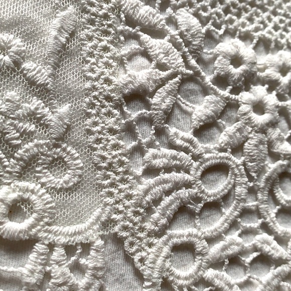 3/$25 H&M Layered Lace Tank Top Size 6/8 - Picture 2 of 5